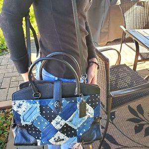 Real leather coach Rogue handbag. Very new in great condition excellent quality